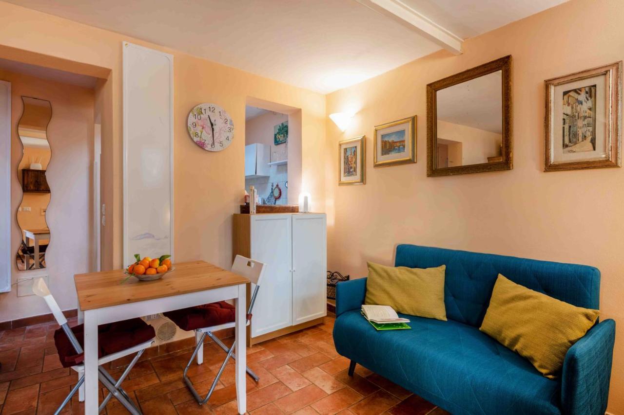 San Frediano Cozy Studio With Private Patio Apartment ฟลอเรนซ์ ภายนอก รูปภาพ