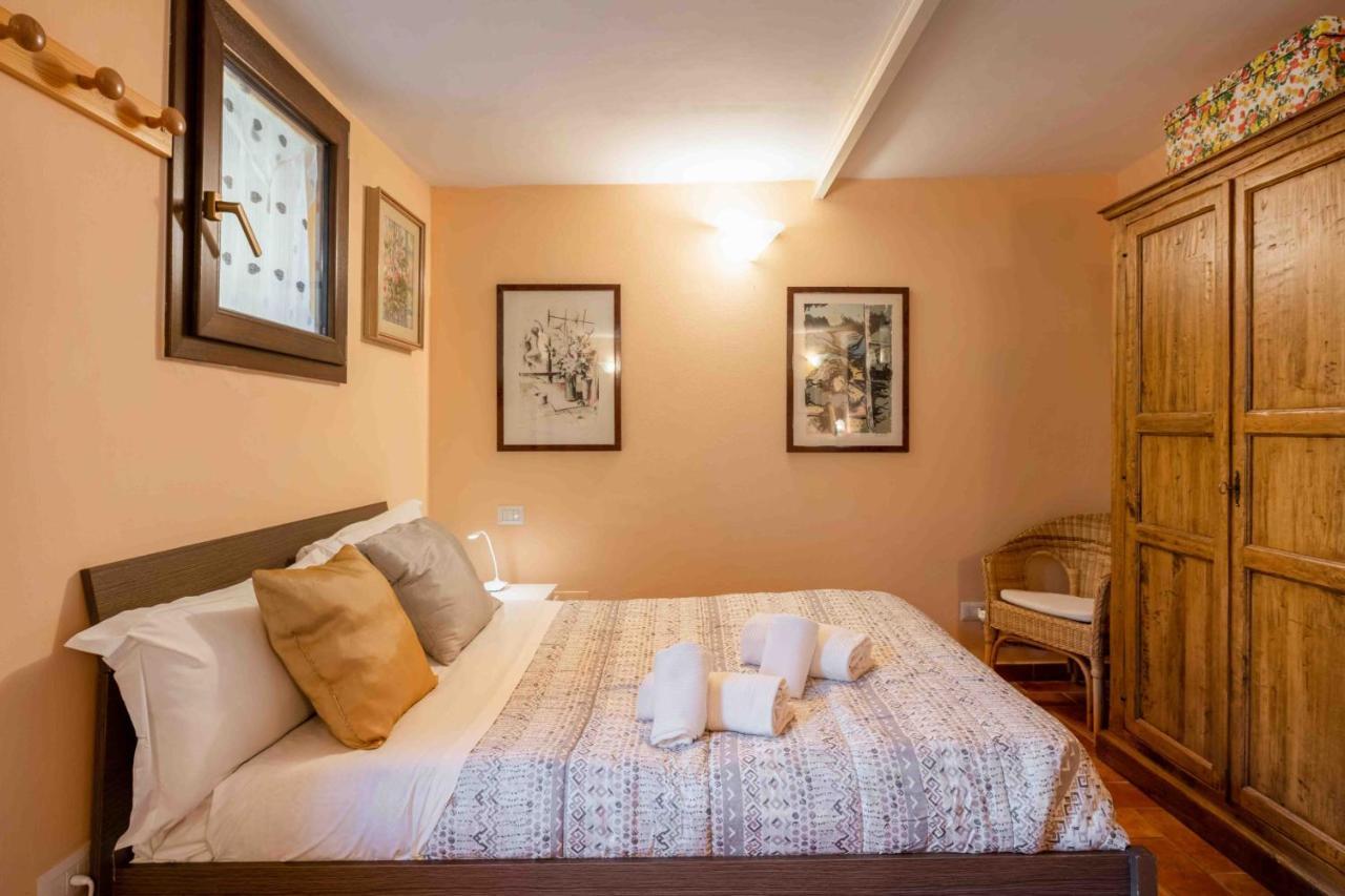 San Frediano Cozy Studio With Private Patio Apartment ฟลอเรนซ์ ภายนอก รูปภาพ
