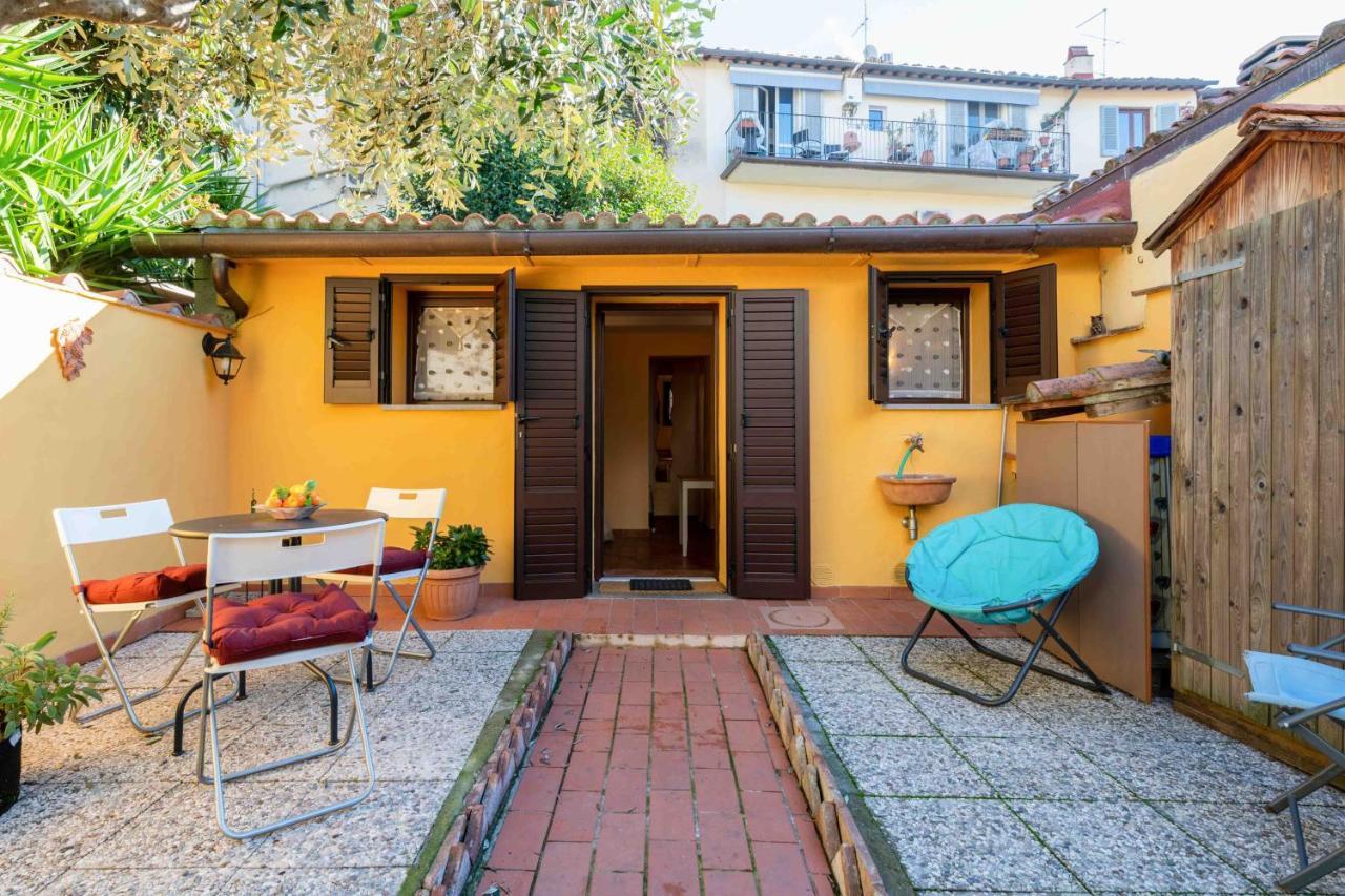 San Frediano Cozy Studio With Private Patio Apartment ฟลอเรนซ์ ภายนอก รูปภาพ